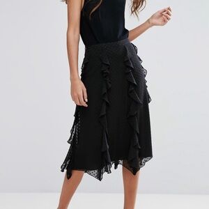 Warehouse Ruffle black spot skirt